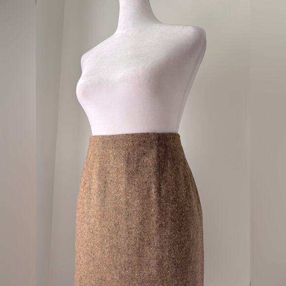 Vintage ‘90s Jones New York Brown Textured Wool Blend Knee Length Pencil Skirt - Picture 4 of 8